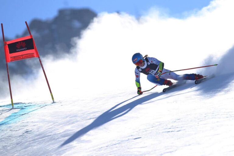 Shiffrin 2nd in Lenzerheide super-G won by Miradoli, leads in WC