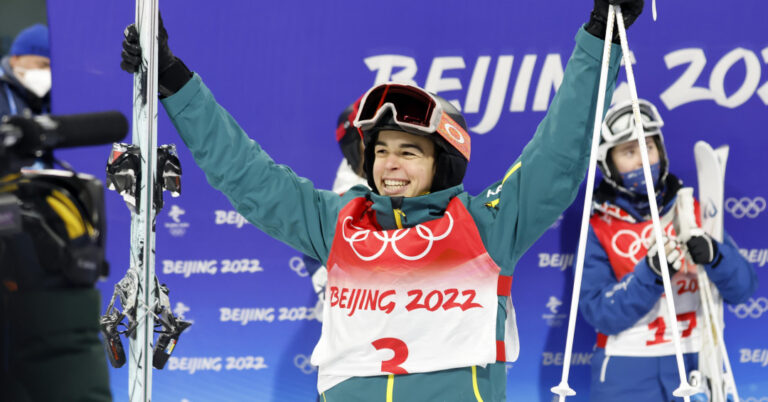 Olympic champion Jakara Anthony claim 2022 Snow Australia Athlete of the Year Award