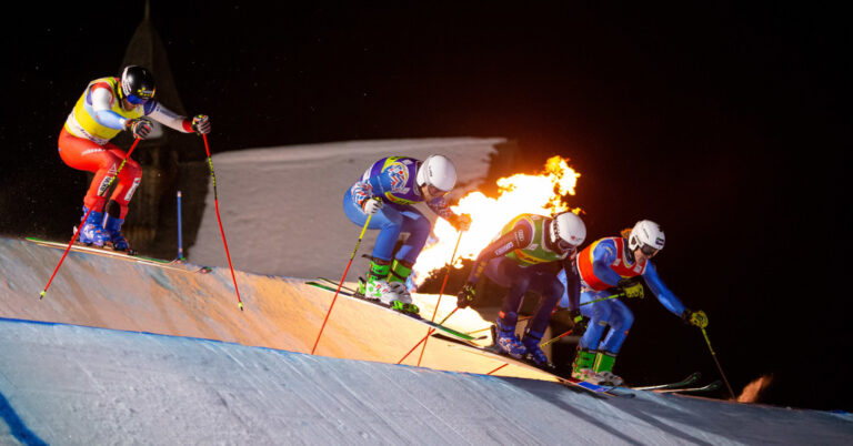 Are you ready for a spectacular night action of ski cross in Arosa?