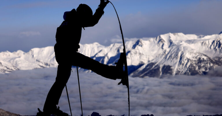 Finding the white gold under the feet again