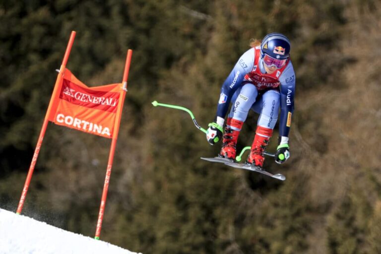 Shiffrin Returns to Downhill and Goggia Aims to Relive Victory in Cortina